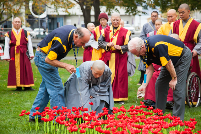 2015.04.21_ANZAC Day Centenary Planting Poppies_06.jpg